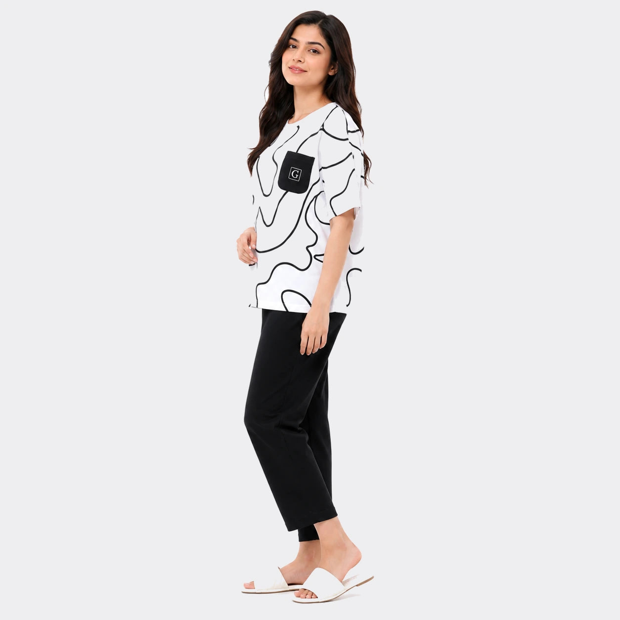 Abstract Wave Print Nightwear Set – White & Black